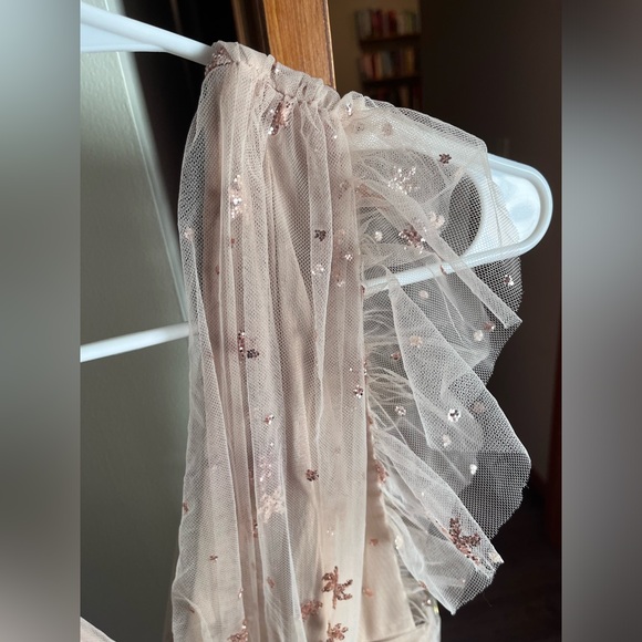 Champagne gown - Picture 7 of 9